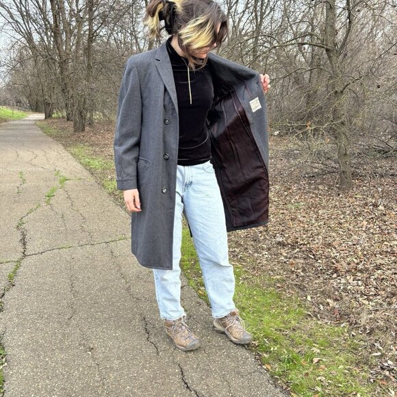 Vintage Mens Overcoat M Gray 60s John Gregory Union burgundy lining Wool blend - Picture 5 of 17